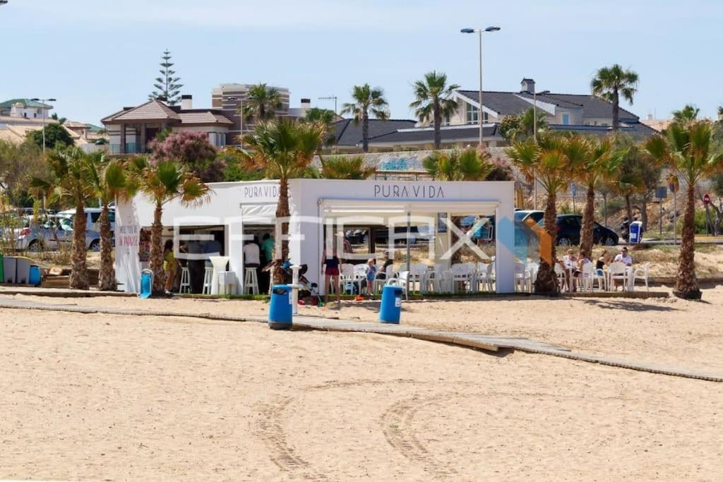 Azul Beach By La Mata Beach Торевьиа Экстерьер фото