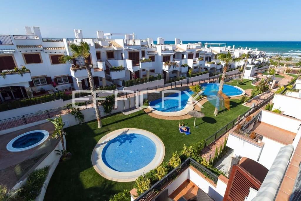 Azul Beach By La Mata Beach Торевьиа Экстерьер фото